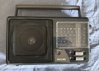 Radio Philips Type D2345 AM/FM/LW/SW Vintage