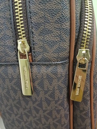 Mochila Michael Kors Marrón y Dorada