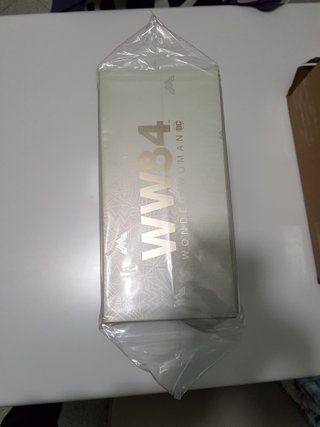 Hot Toys MMS577 Wonder Woman Golden Armor Standard