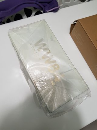 Hot Toys MMS577 Wonder Woman Golden Armor Standard