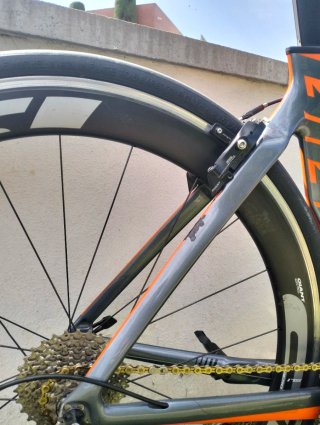 Giant Propel Advanced Carbono. Talla S.