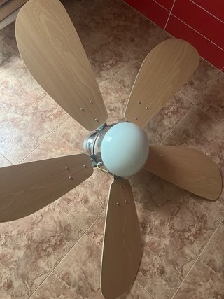 Ventilador de techo con luz