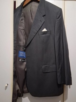 Traje de caballero talla 52 negro solo 15€