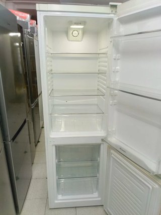 Nevera marca candy 185/60cm A+ con garantia envio