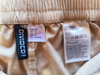 Pantalón cargo beige