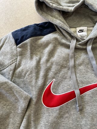 Sudadera Nike Gris y Azul símbolo en rojo, Hombre