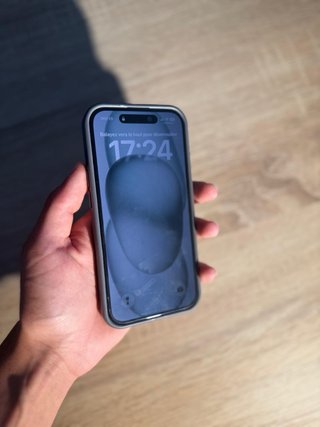 iPhone 15 84% + funda y protector