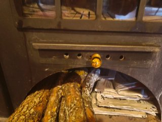 Estufa de leña con horno