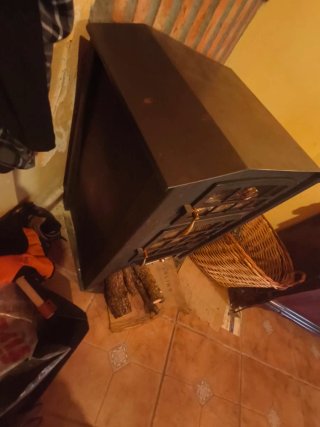 Estufa de leña con horno