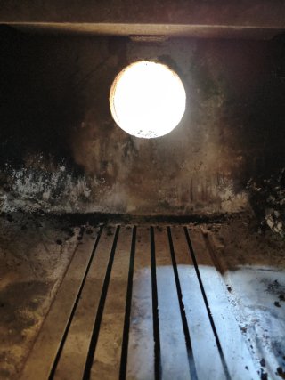Estufa de leña con horno