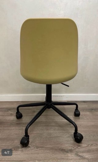 Silla de Escritorio Amarilla
