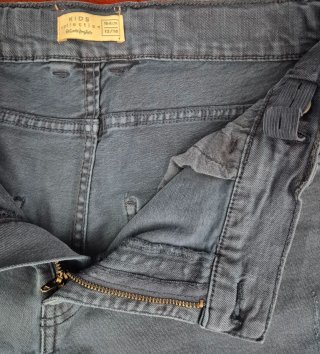 Bermudas niño azul marino