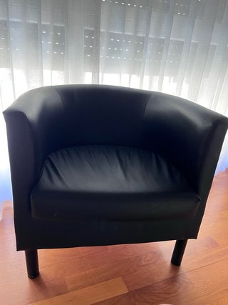 Butaca negra polipiel Ikea