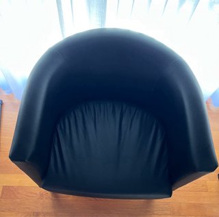 Butaca negra polipiel Ikea