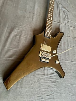 Guitarra eléctrica artesanal