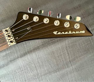 Guitarra eléctrica artesanal