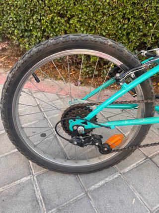 Bicicleta infantil color turquesa