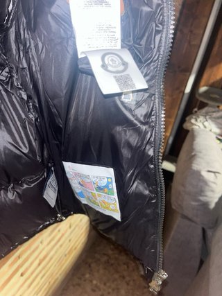 Chaqueta Moncler Negra Brillante