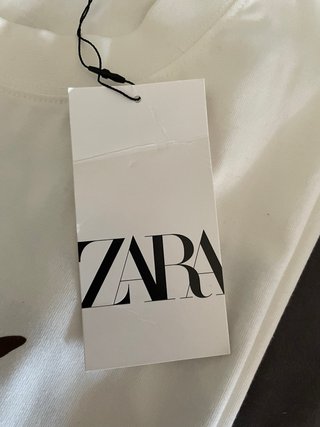 Camiseta blanca con estampado