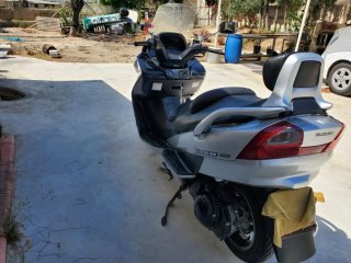 Suzuki Burgman 400 gris Plata - Maxi Scooter Moto