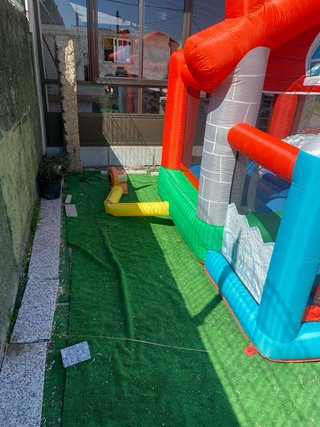 Castillo hinchable Happy House