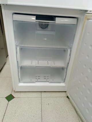 Nevera Combi marca saivod 185/60cm A+ con garantia