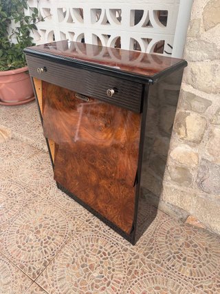 Zapatero antiguo madera y plástico
