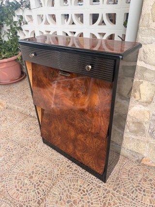 Zapatero antiguo madera y plástico