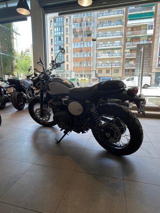 Triumph Street Scrambler 900 Icon