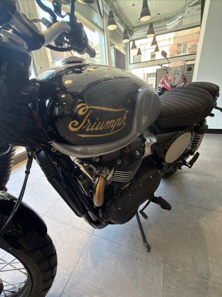 Triumph Street Scrambler 900 Icon