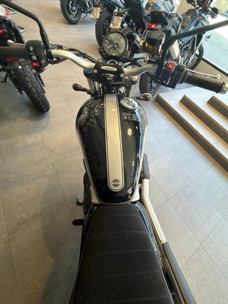 Triumph Street Scrambler 900 Icon
