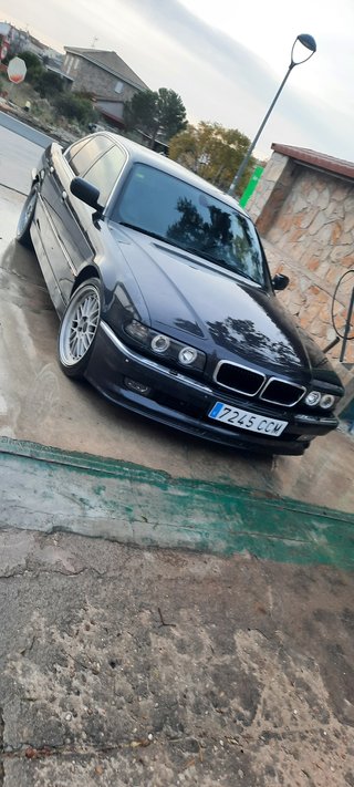 BMW Serie 7 2001 se vende o Cambió