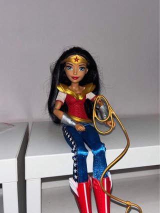 DC Super Hero Girls Muñecas