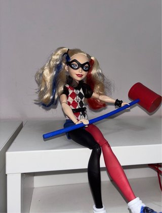 DC Super Hero Girls Muñecas