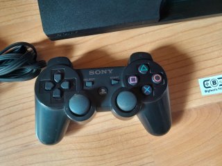 Consola Sony PS3 320 GB en caja con manuales
