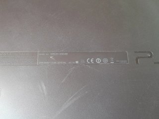 Consola Sony PS3 320 GB en caja con manuales