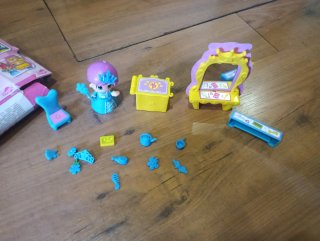 Princesa Pinypon con espejo