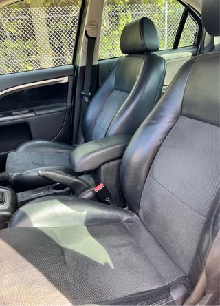 Ford Mondeo 2004