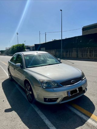 Ford Mondeo 2004