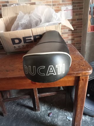 Asiento Moto Ducati