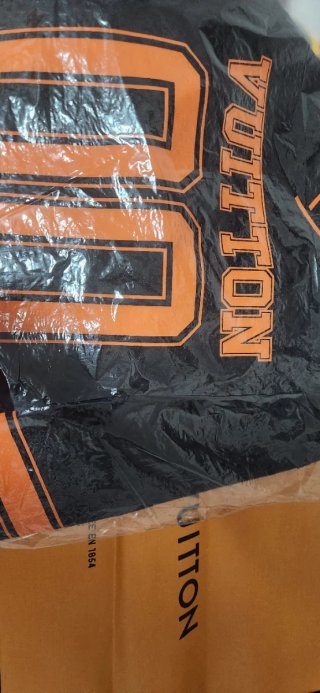Camiseta Louis Vuitton NFL Edición Limitada