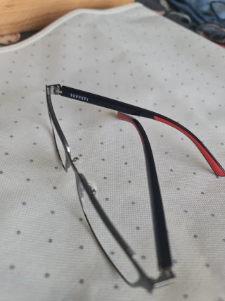Gafas Ferrari FZ7002 111 56-18 145. Tengo varias