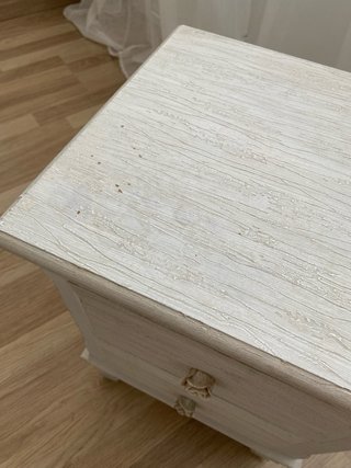 Mesa de tocador y mesita de noche a juego
