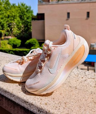 Zapatillas Nike Vomero 18 Mujer Nuevas
