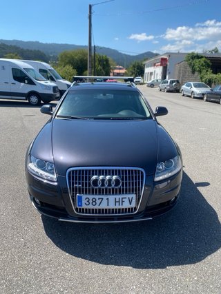 Audi A4 Allroad 2011