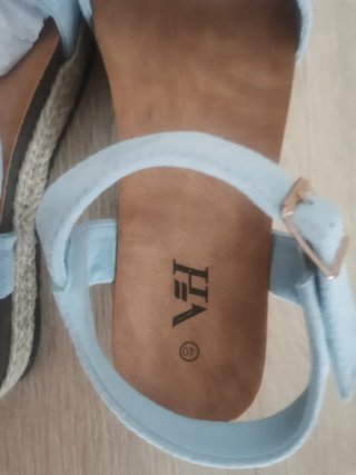 Sandalias plataforma azul claro talla 40