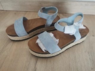 Sandalias plataforma azul claro talla 40