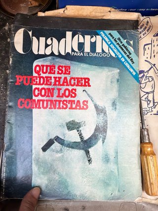 Antiguas revistas y documentos politicos