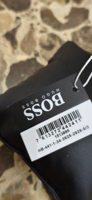 Reloj Hugo Boss Negro y Dorado