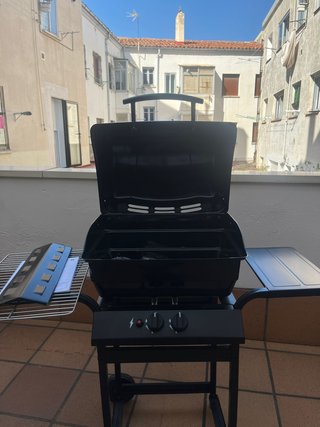 Barbacoa Gas 2 fuegos - Sin usar